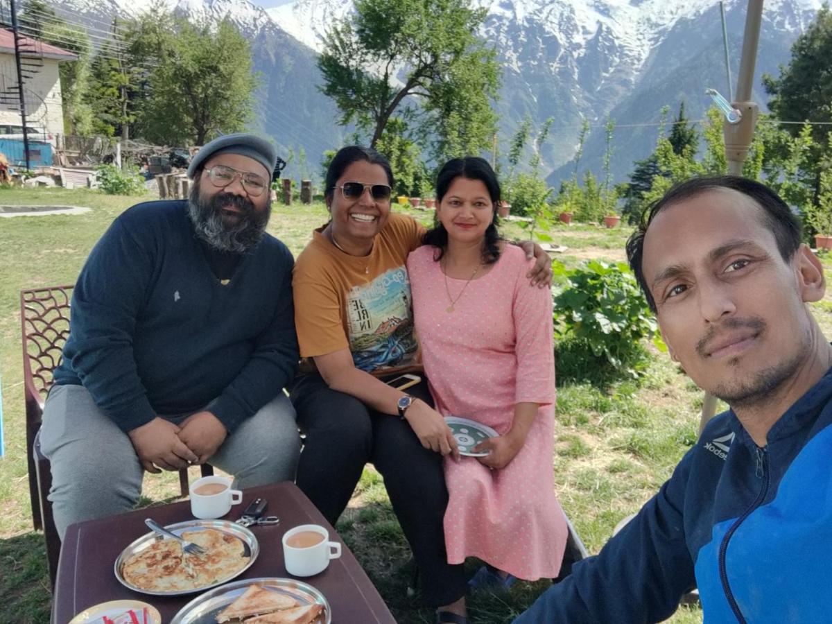 Silk Route Home Stay Kalpa Luaran gambar