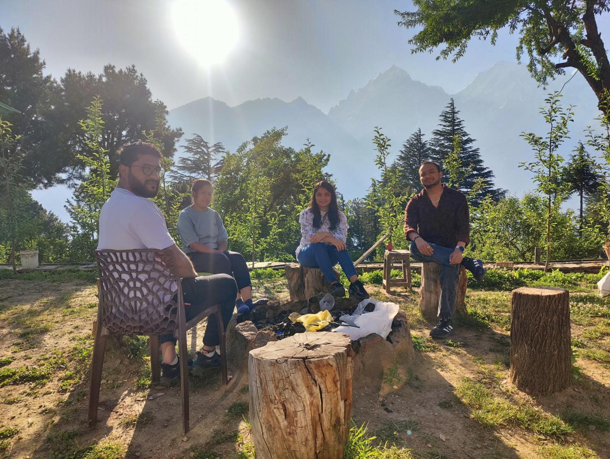 Silk Route Home Stay Kalpa Luaran gambar