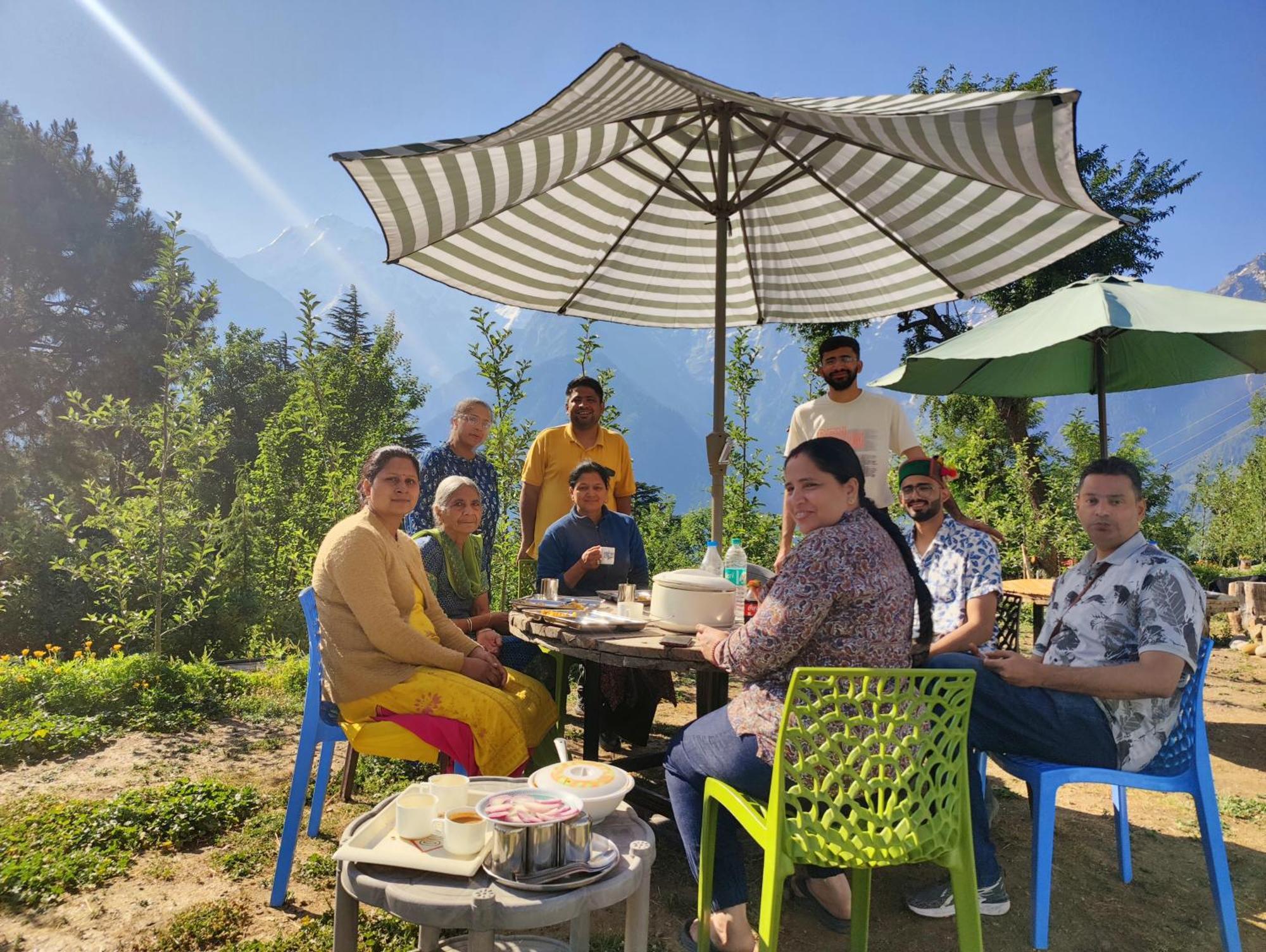 Silk Route Home Stay Kalpa Luaran gambar